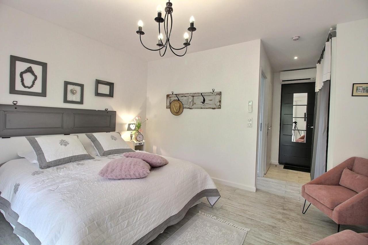 La Villa Aux Oliviers Flayosc Екстериор снимка