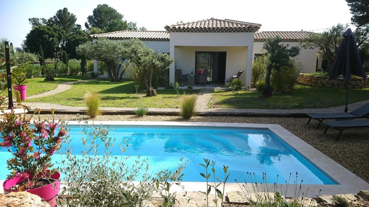 La Villa Aux Oliviers Flayosc Екстериор снимка